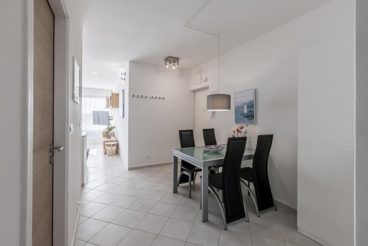 Sundowners Apartment, 52Qm, Double & Single Bed, 10 Min From Old Town Of Split Exteriér fotografie